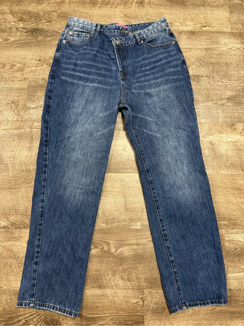 Edikted Asymmetrical Crossover Jeans Size Large
